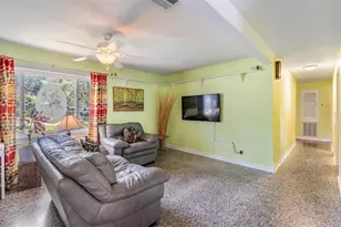 2522 E 149th Ave, Lutz, FL 33559 - Photo 8