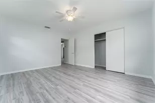811 20th Ave N, Saint Petersburg, FL 33704 - Photo 14