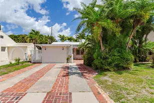 16107 Gulf Blvd, Redington Beach, FL 33708 - Photo 14