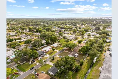 1820 Patlin Circle N, Largo, FL 33770 - Photo 50