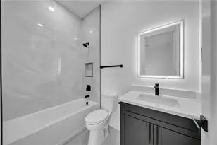 2720 Santa Barbara Blvd N, Cape Coral, FL 33993 - Photo 16