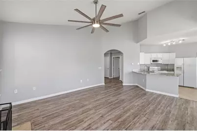10504 Villa View Circle, Tampa, FL 33647 - Photo 6