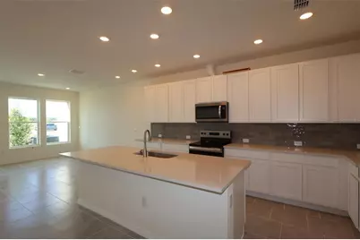 6335 Jensen View Avenue, Apollo Beach, FL 33572 - Photo 4