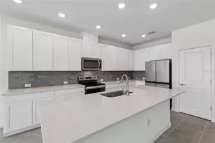 6335 Jensen Vw Ave, Apollo Beach, FL 33572 - Photo 6