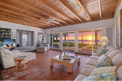18206 Sunset Boulevard, Redington Shores, FL 33708 - Photo 6