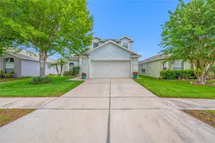 10031 Creek Bluff Dr, Riverview, FL 33578 - Photo 2
