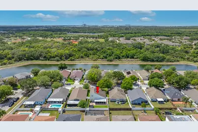 10031 Creek Bluff Drive, Riverview, FL 33578 - Photo 38