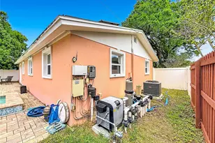 8820 58th Ln N, Pinellas Park, FL 33782 - Photo 58