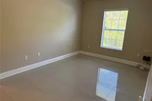 6609 Myrna Dr, Tampa, FL 33619 - Photo 6