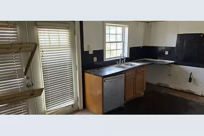 833 Sherwood Drive, Lake Wales, FL 33898 - Photo 8