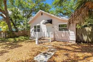 665 26th Ave S, Saint Petersburg, FL 33705 - Photo 2