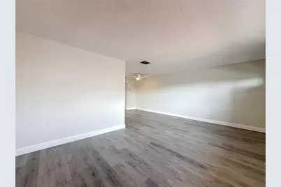 5840 30th Avenue S #106, Gulfport, FL 33707 - Photo 16