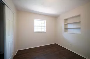 2312 32nd Ave N, Saint Petersburg, FL 33713 - Photo 14