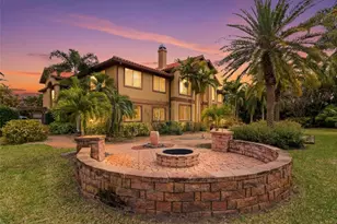 303 Sunny Ln, Belleair, FL 33756 - Photo 2