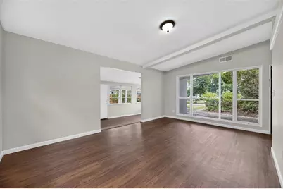 7075 Fontainebleau Crescent, Jacksonville, FL 32211 - Photo 10