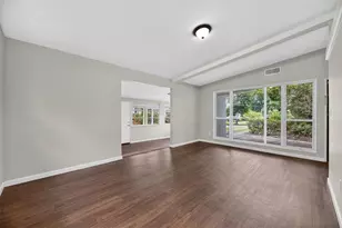 7075 Fontainebleau Crescent, Jacksonville, FL 32211 - Photo 10