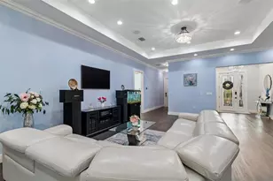 106 W 122nd Ave, Tampa, FL 33612 - Photo 24