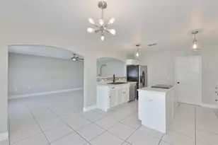 10505 Opus Dr, Riverview, FL 33579 - Photo 14