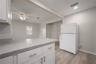 2307 E Osborne Ave, Tampa, FL 33610 - Photo 12