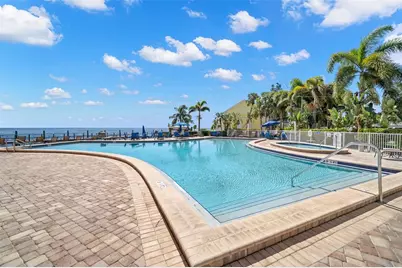 5243 Beach Drive SE #B, Saint Petersburg, FL 33705 - Photo 30