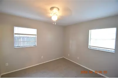 10922 N Hyacinth Avenue, Tampa, FL 33612 - Photo 18