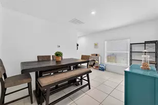 6239 Springmont Loop, Palmetto, FL 34221 - Photo 10