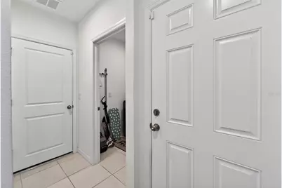 6239 Springmont Loop, Palmetto, FL 34221 - Photo 8