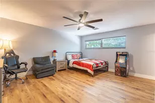 12705 Park Blvd, Seminole, FL 33776 - Photo 22