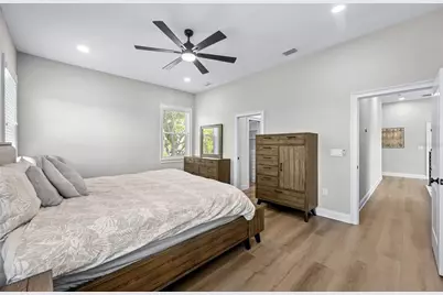 3601 W Rogers Avenue, Tampa, FL 33611 - Photo 14