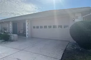 114 Wintersong Ln, Sun City Center, FL 33573 - Photo 2