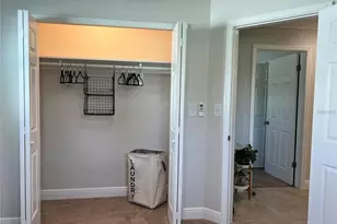 3748 Manatee Dr SE, Saint Petersburg, FL 33705 - Photo 12