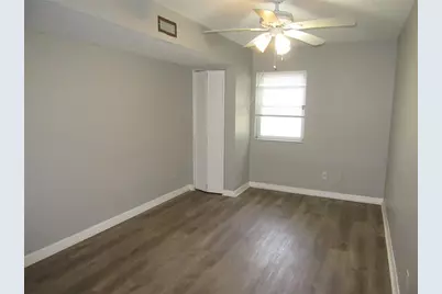 22646 Weeks Boulevard, Land O Lakes, FL 34639 - Photo 10