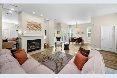 2997 Eagle Estates Circle E, Clearwater, FL 33761 - Photo 12