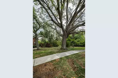 2997 Eagle Estates Circle E, Clearwater, FL 33761 - Photo 66