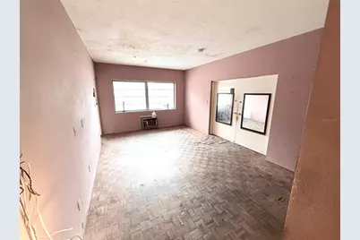 400 Lake Maggiore Boulevard S, Saint Petersburg, FL 33705 - Photo 10