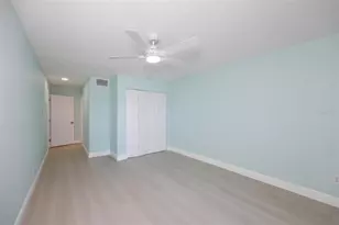 812 Bahia Del Sol Dr, Ruskin, FL 33570 - Photo 16