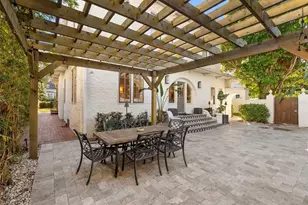 2943 W Bayshore Ct, Tampa, FL 33611 - Photo 36