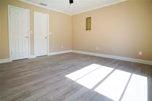 3320 Las Brisas Dr, Riverview, FL 33578 - Photo 8