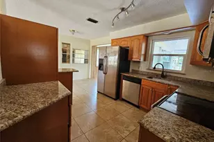 3155 55th St N, Saint Petersburg, FL 33710 - Photo 12