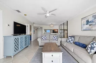 610 Island Way, Clearwater Beach, FL 33767 - Photo 6