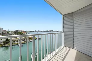 610 Island Way, Clearwater Beach, FL 33767 - Photo 26