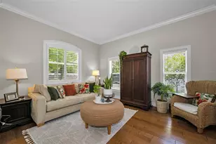 14915 Smitter Reserve Dr, Tampa, FL 33618 - Photo 6