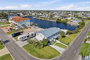 3173 Gulfview Dr, Hernando Beach, FL 34607 - Photo 12