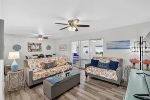 809 Oakmont Ave, Sun City Center, FL 33573 - Photo 2