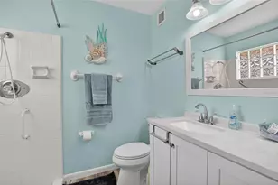 809 Oakmont Ave, Sun City Center, FL 33573 - Photo 20