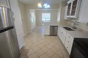 3164 33rd Ave N, Saint Petersburg, FL 33713 - Photo 4