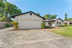 1502 Haven Bend, Tampa, FL 33613 - Photo 4