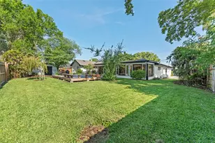 1502 Haven Bend, Tampa, FL 33613 - Photo 48