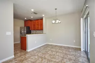 1913 Hawks View Dr, Ruskin, FL 33570 - Photo 2