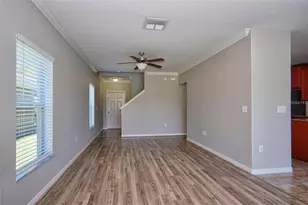 1913 Hawks View Dr, Ruskin, FL 33570 - Photo 6